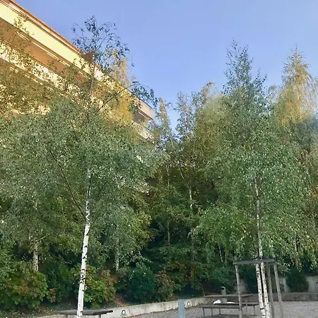 Comfortable, Sunny, Quiet, Good Location! * לוזאן