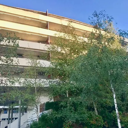Apartment Comfortable, Sunny, Quiet, Good Location! *
