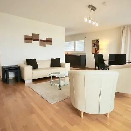 Comfortable, Sunny, Quiet, Good Location! Lausanne