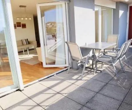 דירה Comfortable, Sunny, Quiet, Good Location!