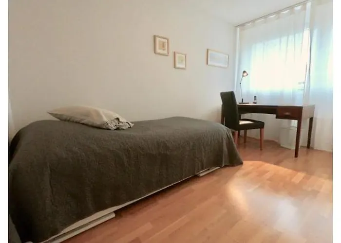 Comfortable, Sunny, Quiet, Good Location! * Lausana